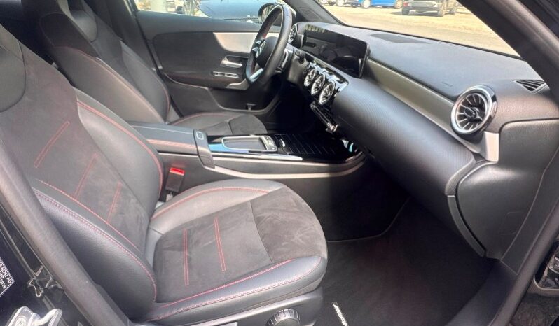 
								Mercedes-benz A 180 d 2.0 diesel 116 CV Automatic AMG Line Premium full									