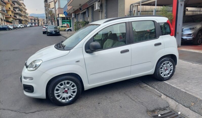 
								Fiat Panda 1.3 MJT 75 CV S&S Pop full									