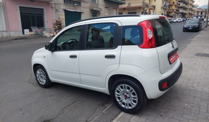
								Fiat Panda 1.3 MJT 75 CV S&S Pop full									