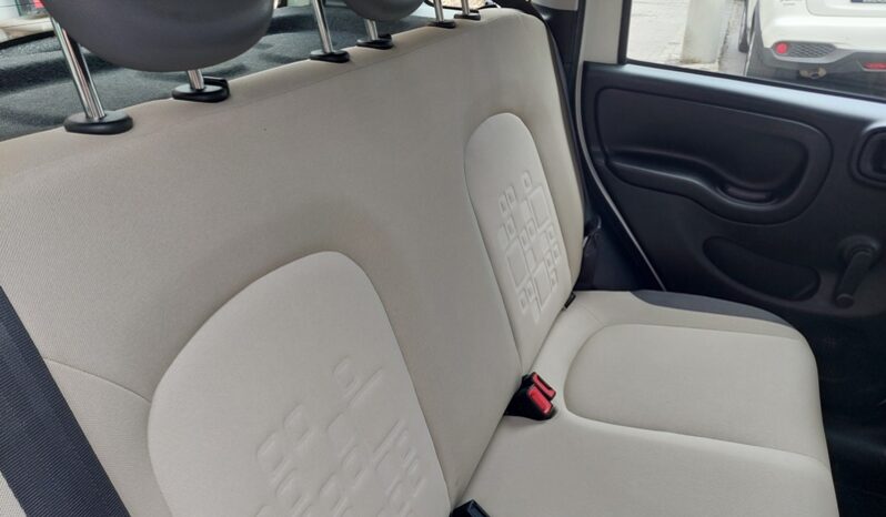 
								Fiat Panda 1.3 MJT 75 CV S&S Pop full									