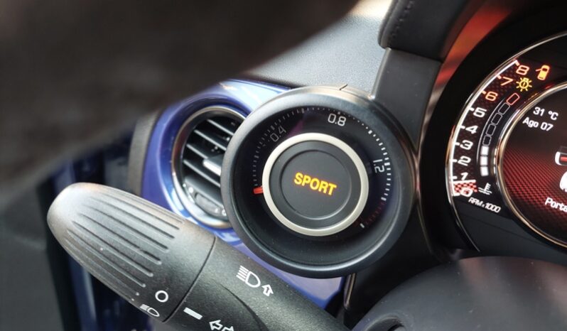 
								Abarth 595 1.4 Turbo T-Jet 160 CV Yamaha Factory Racing full									