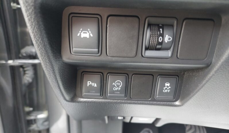 
								Nissan Qashqai 1.5 dCi 110 CV N-Connecta full									