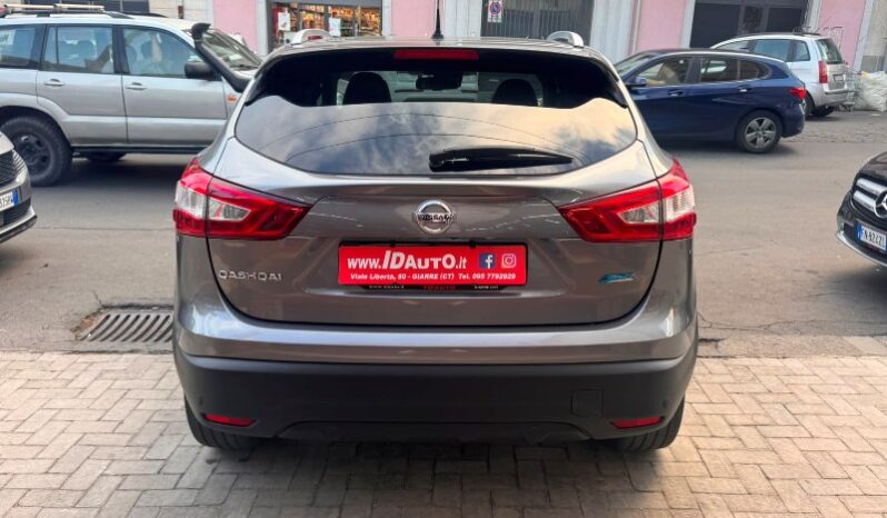 
								Nissan Qashqai 1.5 dCi 110 CV N-Connecta full									