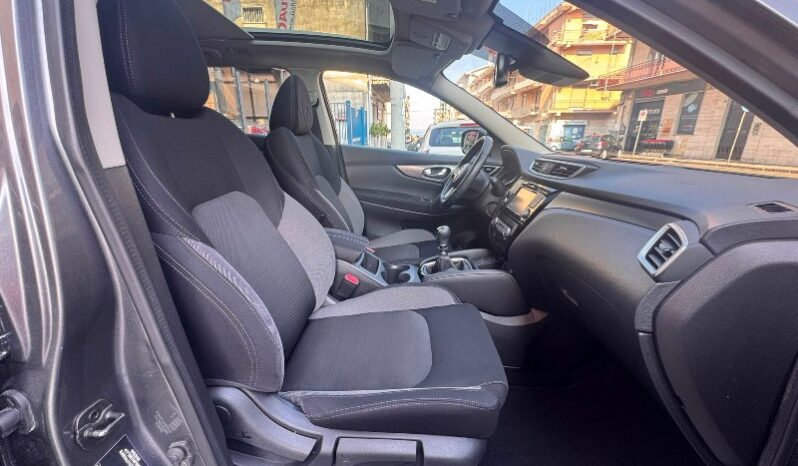 
								Nissan Qashqai 1.5 dCi 110 CV N-Connecta full									
