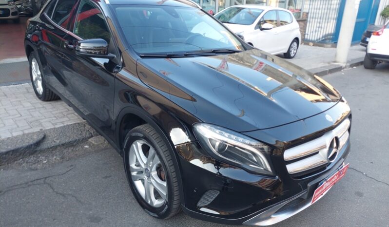 
								Mercedes-benz GLA 200 d 2.2 diesel 136 CV Executive full									