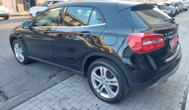 
								Mercedes-benz GLA 200 d 2.2 diesel 136 CV Executive full									