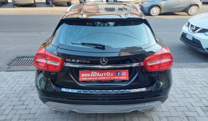 
								Mercedes-benz GLA 200 d 2.2 diesel 136 CV Executive full									