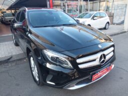 
										Mercedes-benz GLA 200 d 2.2 diesel 136 CV Executive full									