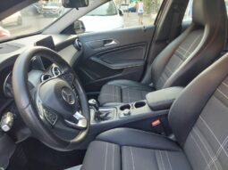 
										Mercedes-benz GLA 200 d 2.2 diesel 136 CV Executive full									