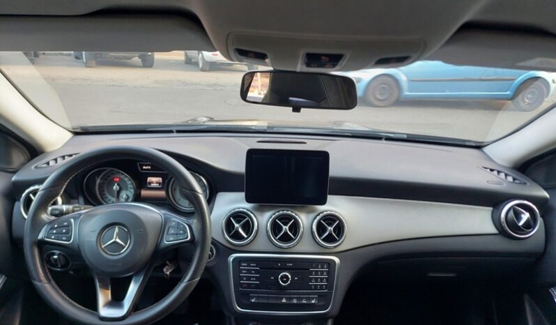 
								Mercedes-benz GLA 200 d 2.2 diesel 136 CV Executive full									