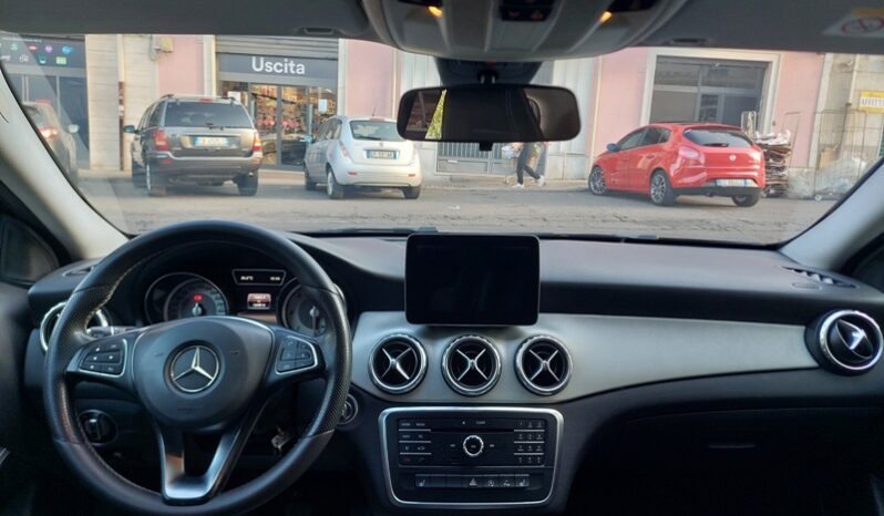 
								Mercedes-benz GLA 200 d 2.2 diesel 136 CV Executive full									