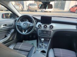 
										Mercedes-benz GLA 200 d 2.2 diesel 136 CV Executive full									