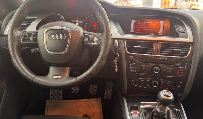 
								Audi A5 SPB 2.0 TDI 143 CV S Line full									