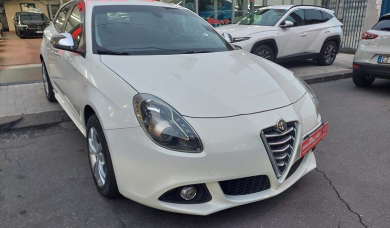
								Alfa Romeo Giulietta 1.6 JTDm-2 105 CV Exclusive full									