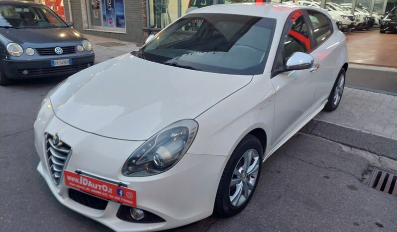 
								Alfa Romeo Giulietta 1.6 JTDm-2 105 CV Exclusive full									