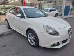 
										Alfa Romeo Giulietta 1.6 JTDm-2 105 CV Exclusive full									