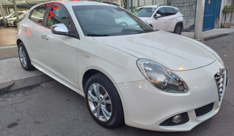 
								Alfa Romeo Giulietta 1.6 JTDm-2 105 CV Exclusive full									
