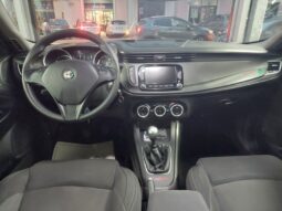 
										Alfa Romeo Giulietta 1.6 JTDm-2 105 CV Exclusive full									